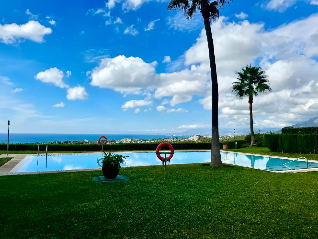 Swimming pool of Apartments for sale in Marbella  with Terrace, Storage room and Furnished