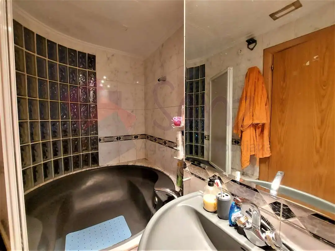 Bathroom of Flat for sale in  Logroño  with Heating
