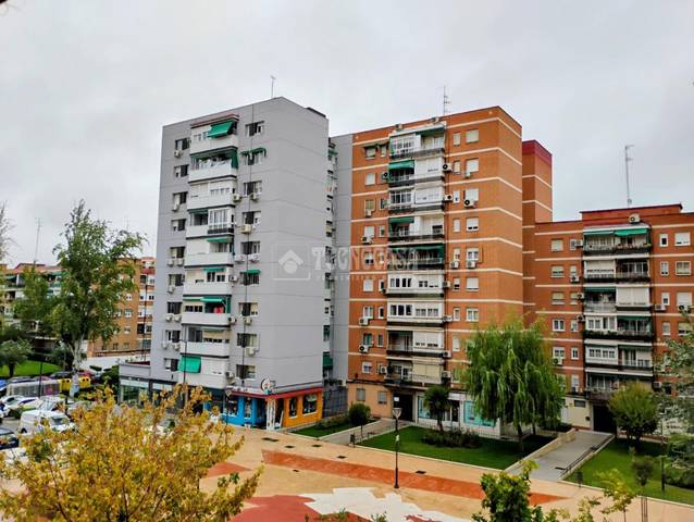 Piso en Venta en Zarzaquemada