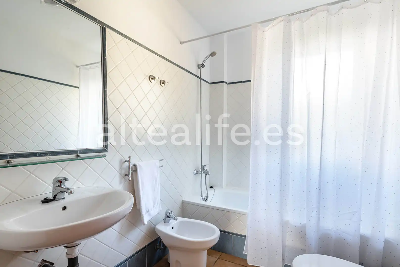 Apartamento de alquiler en El Tossal - Bello Horizonte