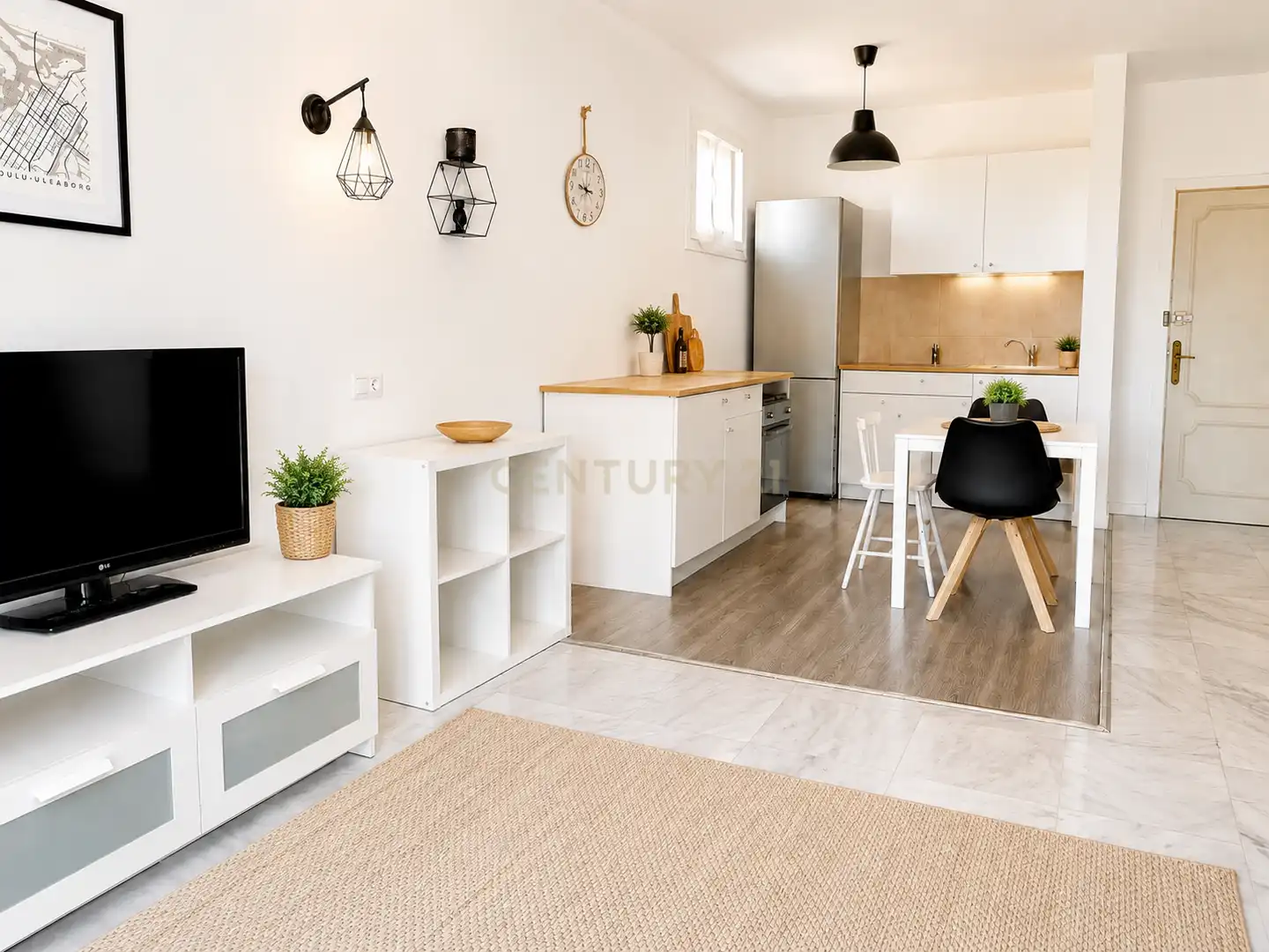 Wohnzimmer von Wohnungen zur Miete in Benalmádena mit Klimaanlage, Privatgarten und Schwimmbad