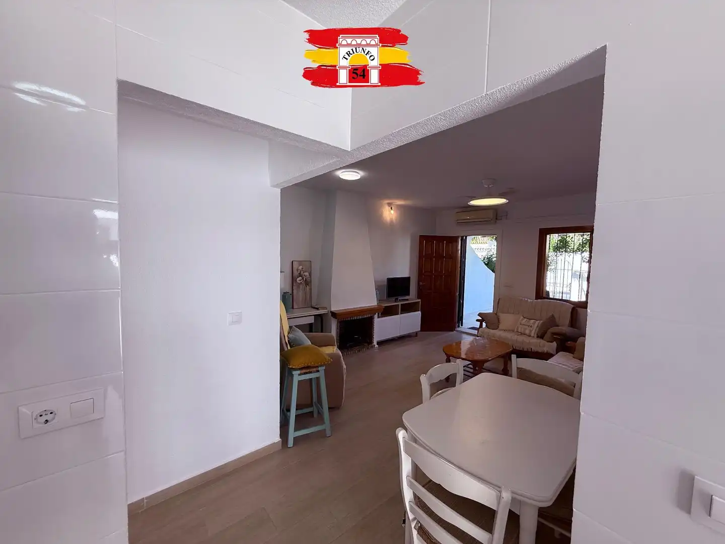 Sala de estar de Planta baja en venta en Pilar de la Horadada con Aire acondicionado, Jardín privado y Terraza