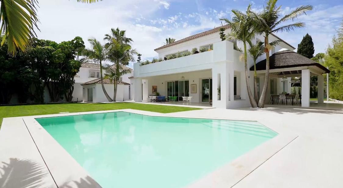 Exterior view of House or chalet to rent in Marbella  with Air Conditioner, Heating and Private garden