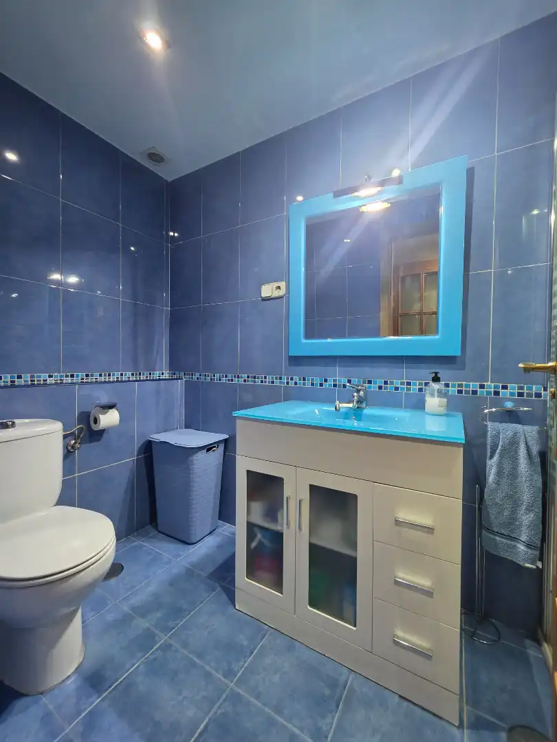 Baño de Piso en venta en Parla con Aire acondicionado, Calefacción y Parquet