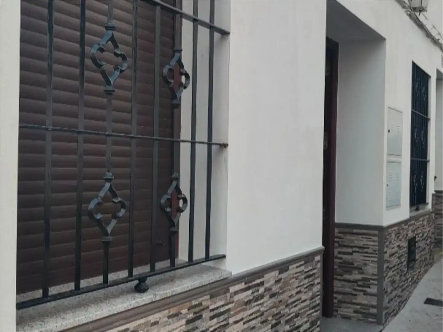 Vista exterior de Casa adosada en venta en El Pedroso