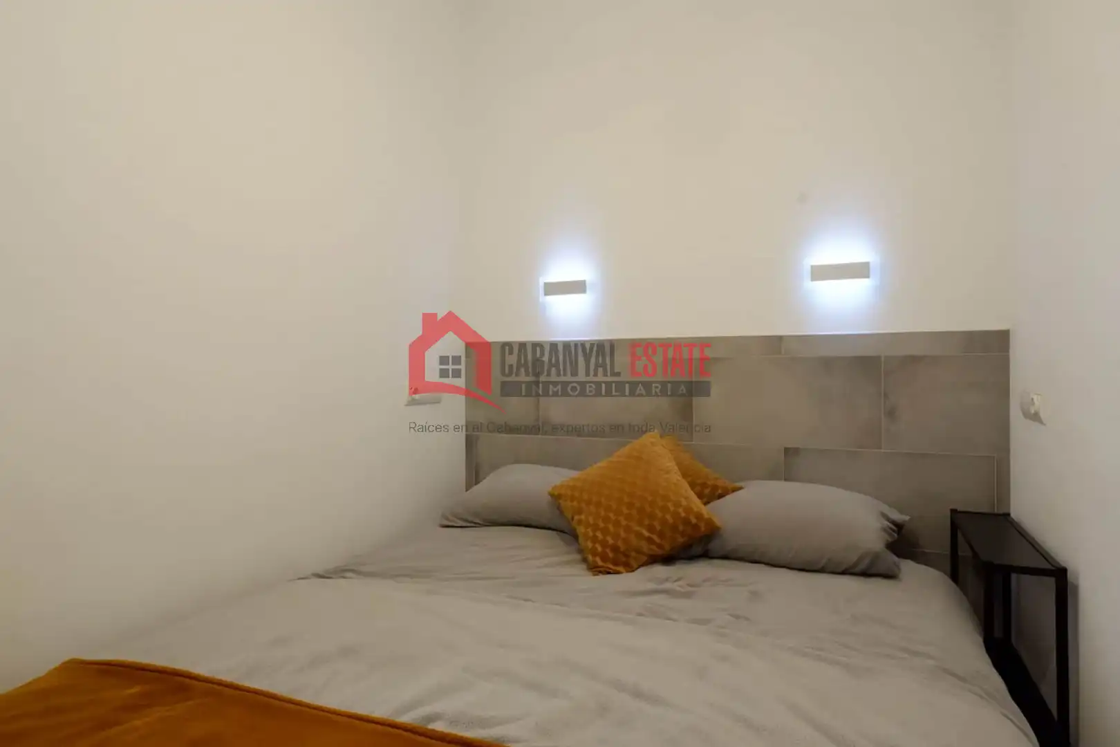 Habitación de Apartamento en venta en Valencia con Aire acondicionado, Calefacción y Amueblado