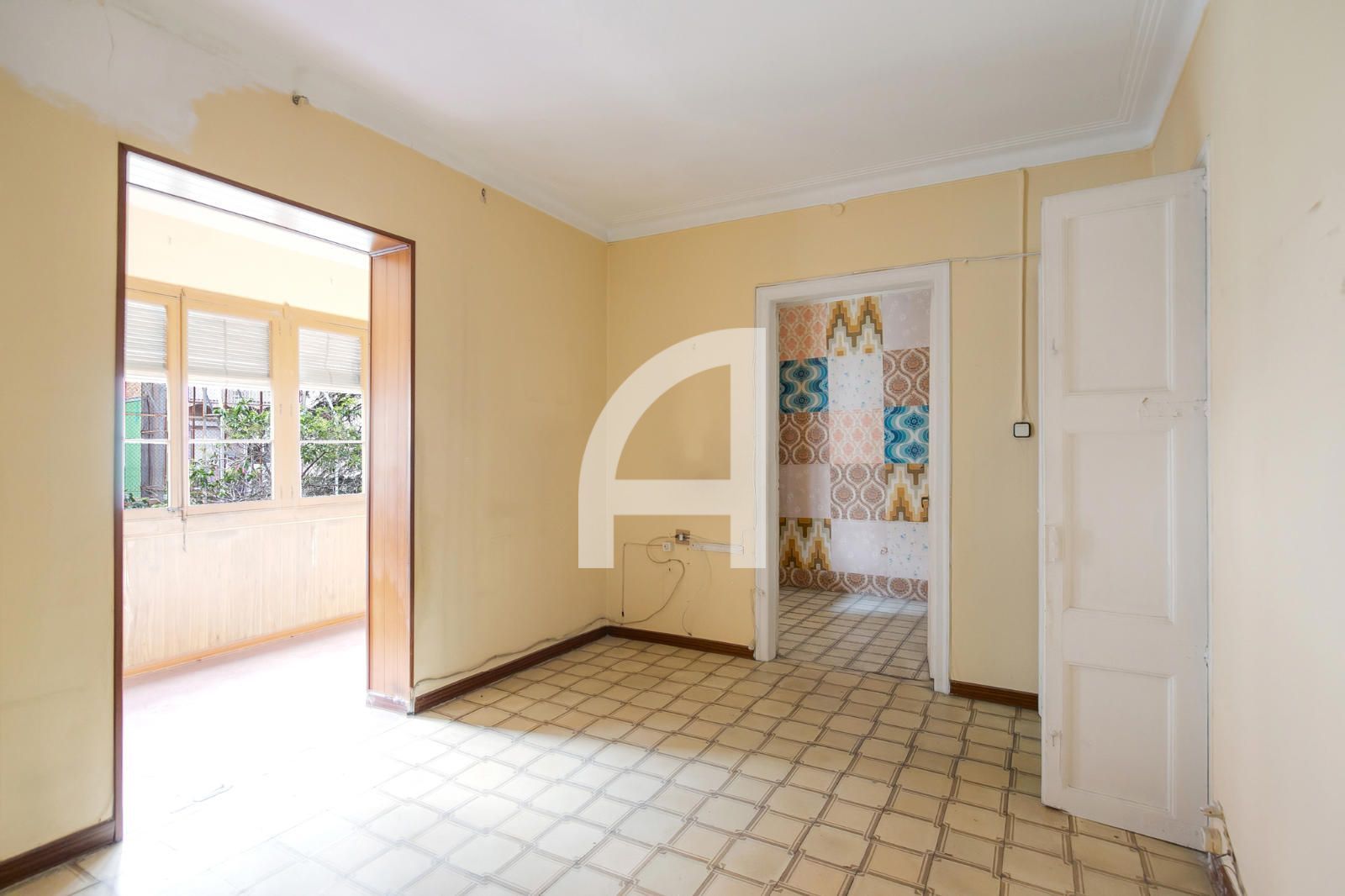 Piso en venta en  Barcelona Capital con Parquet, Terraza y Balcón