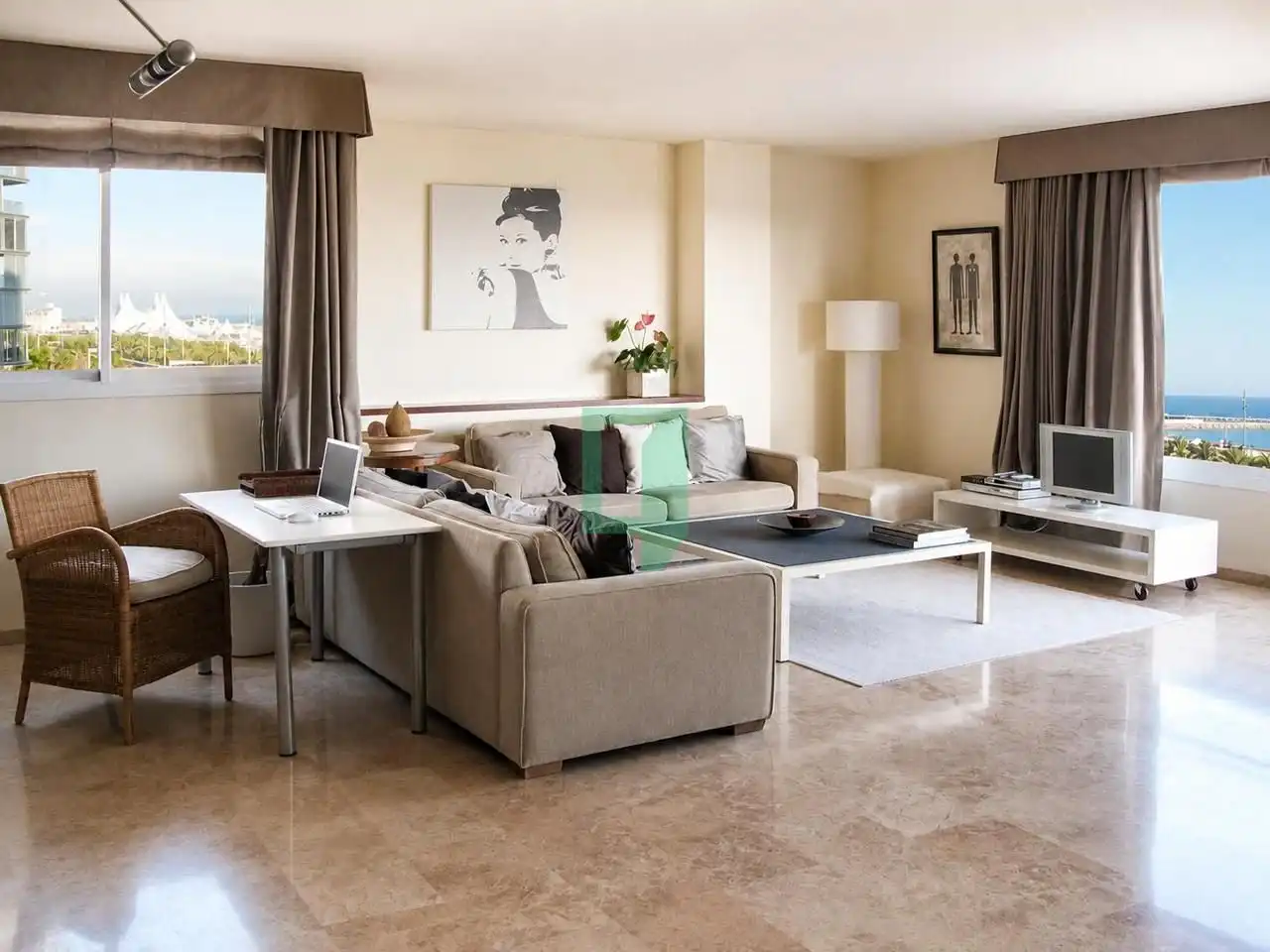 Sala de estar de Piso de alquiler en Barcelona con Aire acondicionado y Terraza