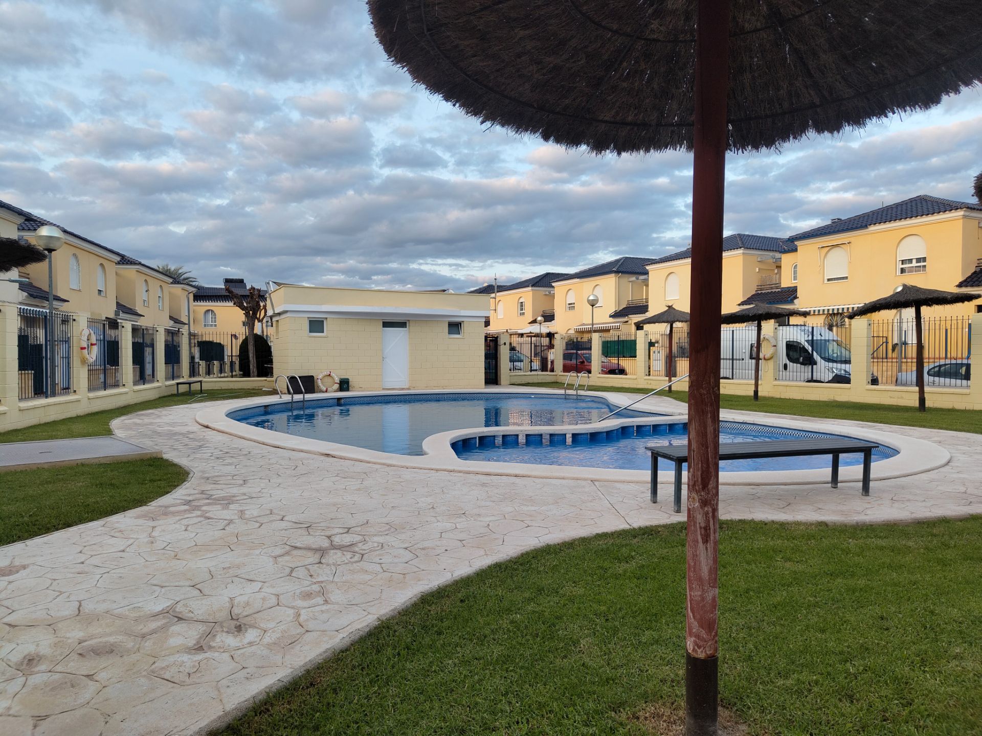 Swimming pool of Single-family semi-detached for sale in Las Torres de Cotillas  with Air Conditioner, Heating and Storage room