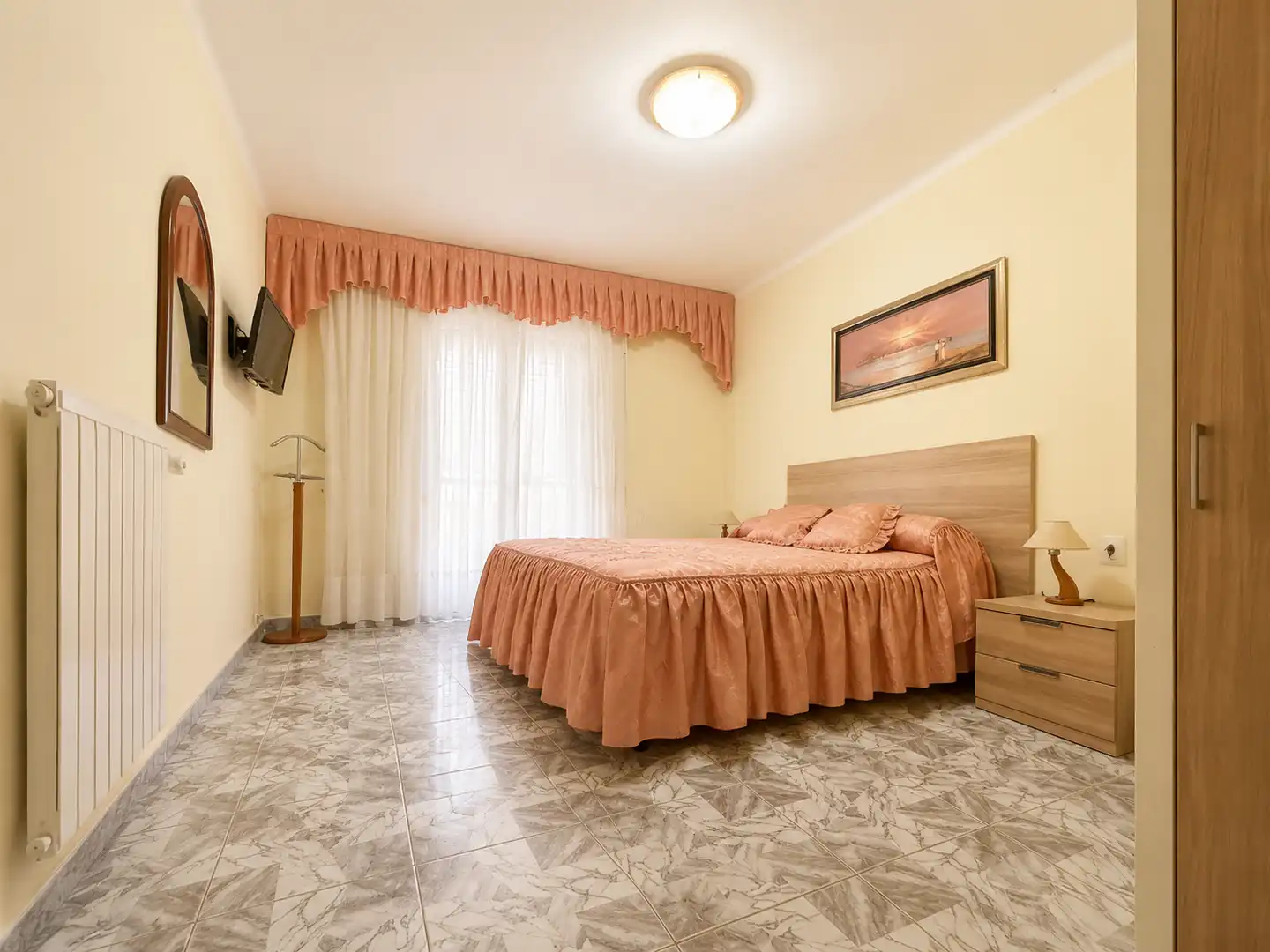 Habitación de Piso en venta en Santa Coloma de Gramenet con Aire acondicionado, Calefacción y Balcón