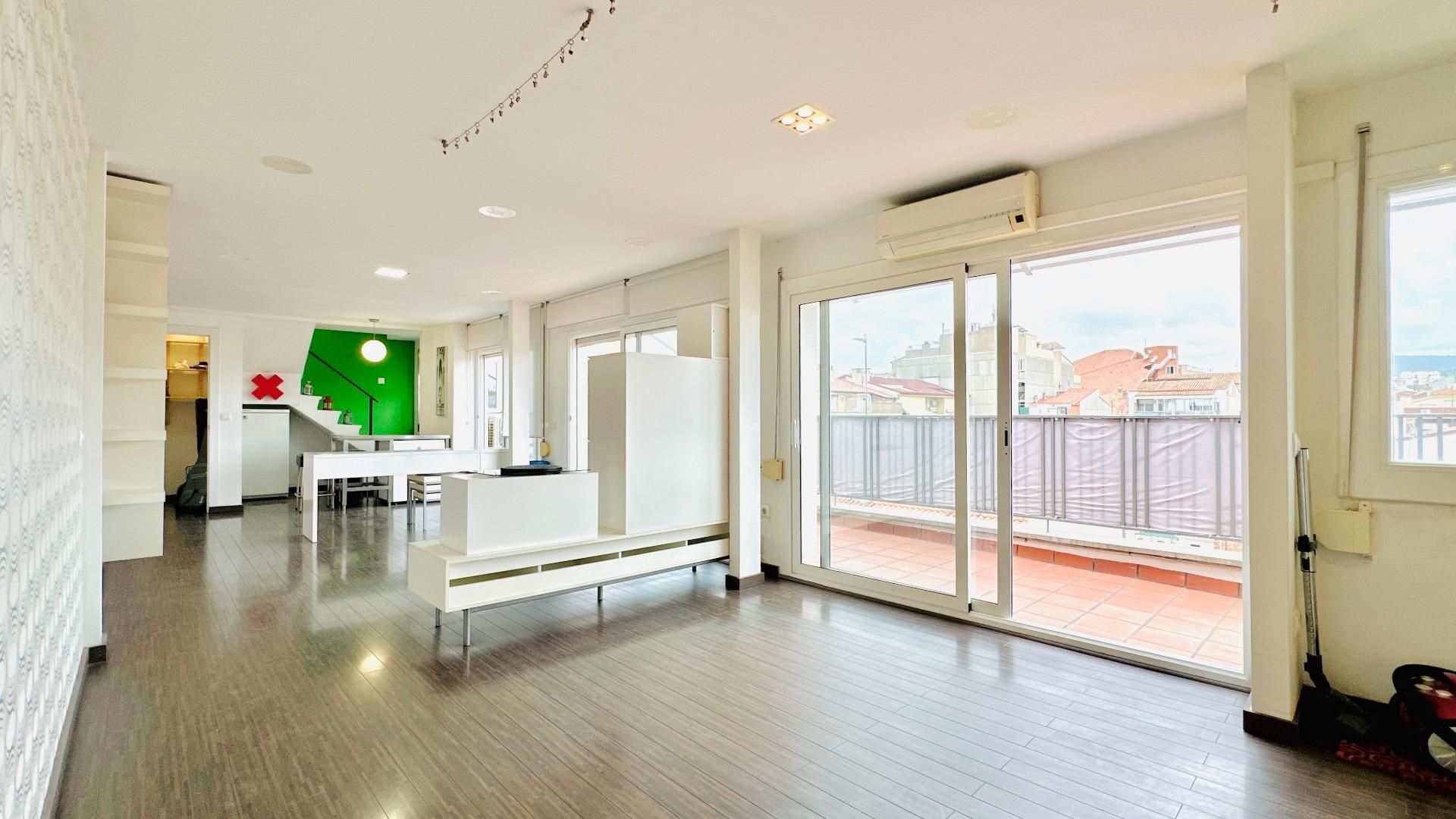 Sala d'estar de Loft en venda en Terrassa amb Aire condicionat, Calefacció i Parquet