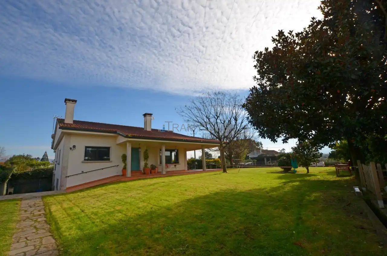 Vista exterior de Casa o chalet en venta en Tomiño con Calefacción, Jardín privado y Terraza