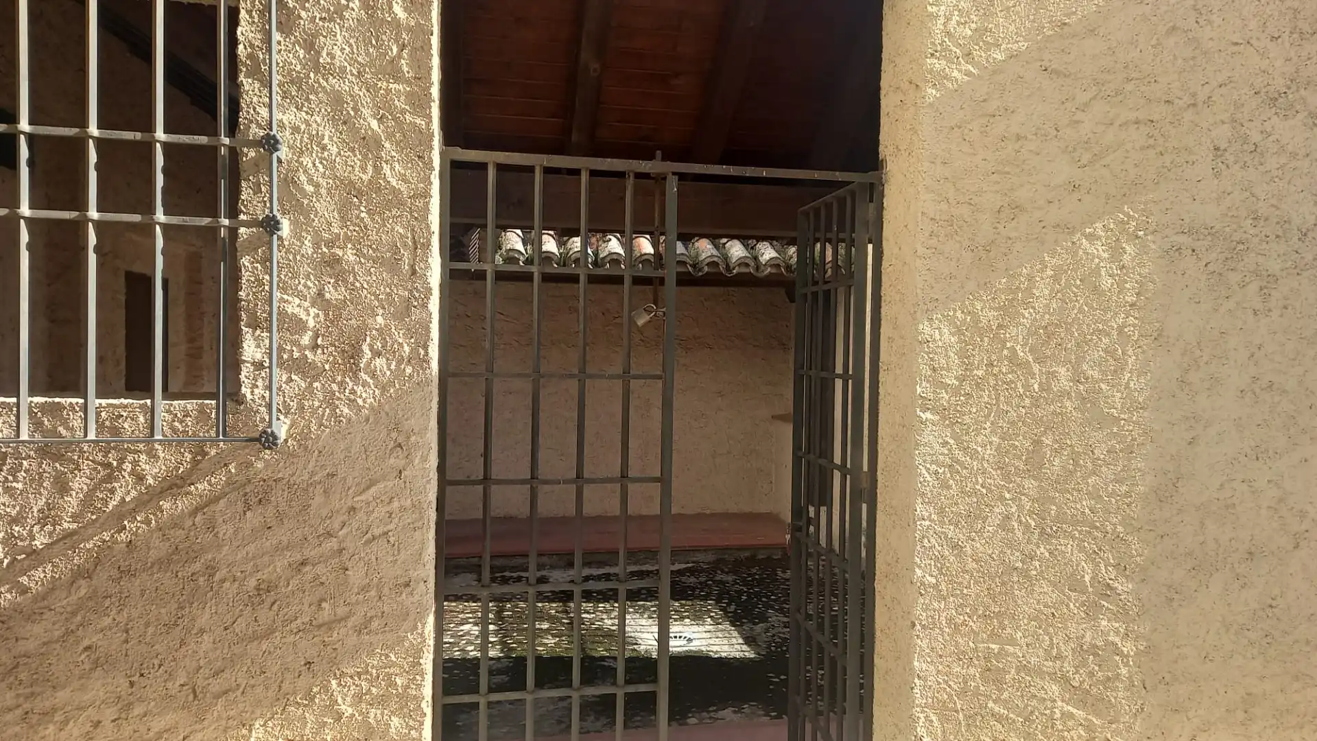 Local comercial en venta en Calle Ronda del Mediodía, imagen 2