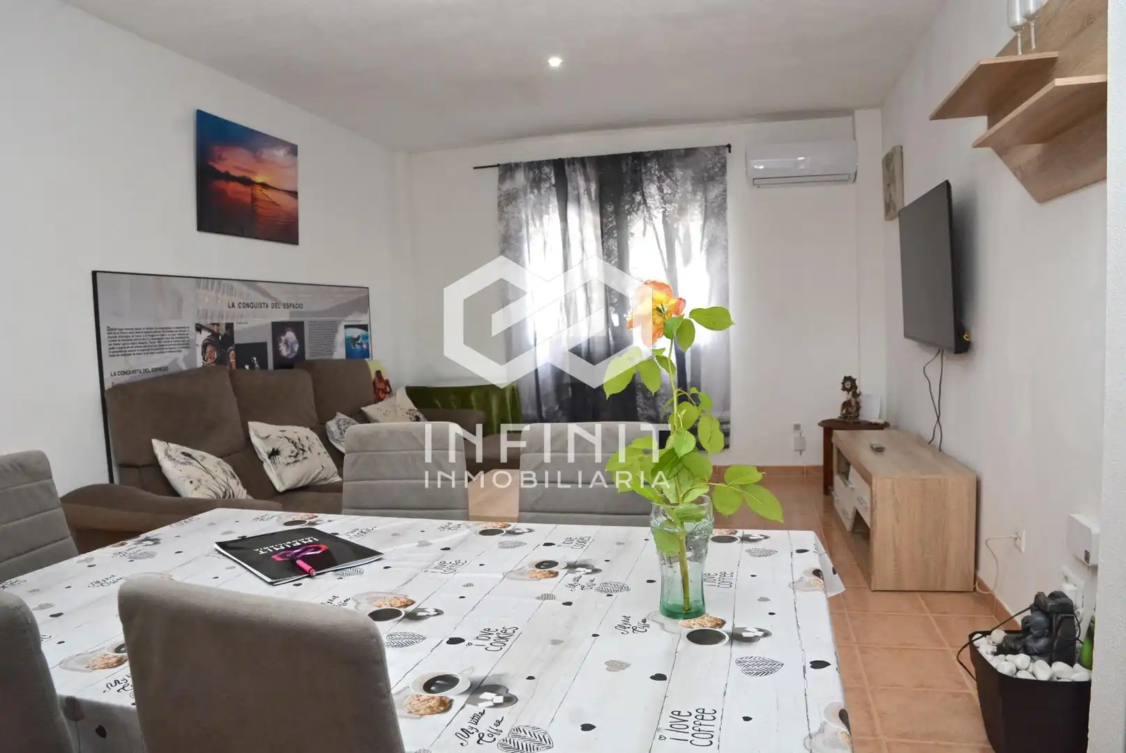 Living room of Houses for sale in Yebes  with Air Conditioner, Heating and Private garden