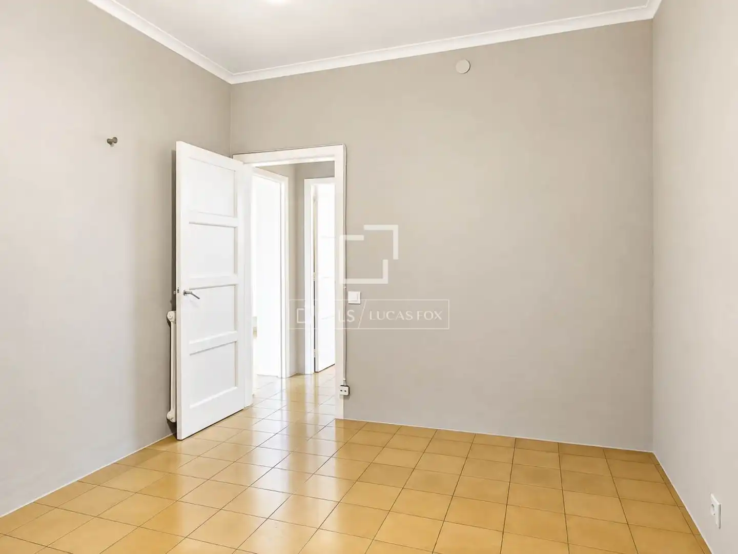 Flat for sale in Eixample