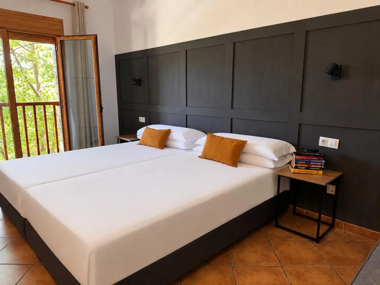 Habitación de Edificio en venta en Alp poble