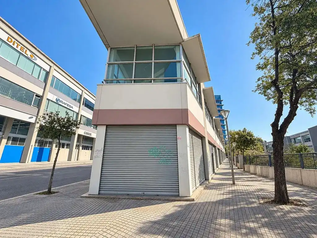 Local comercial en venta en Carrer de l'Electrònica, imagen 28