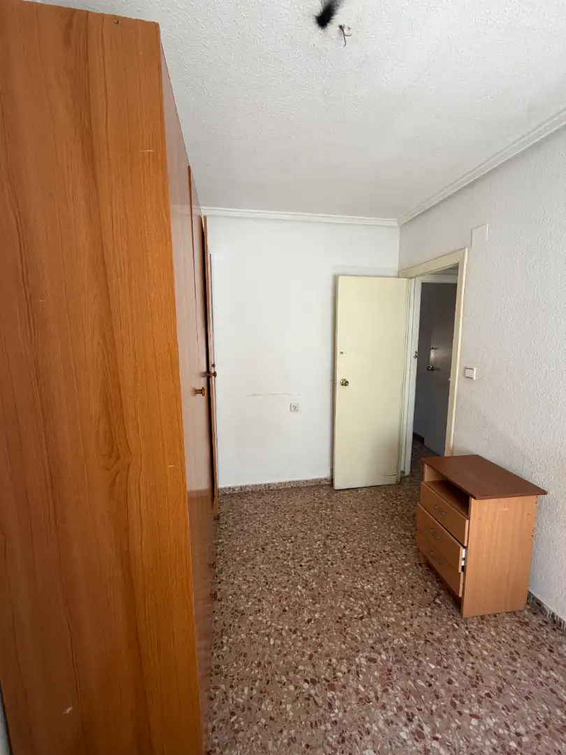 Flat for sale in Valencia  with Balcony
