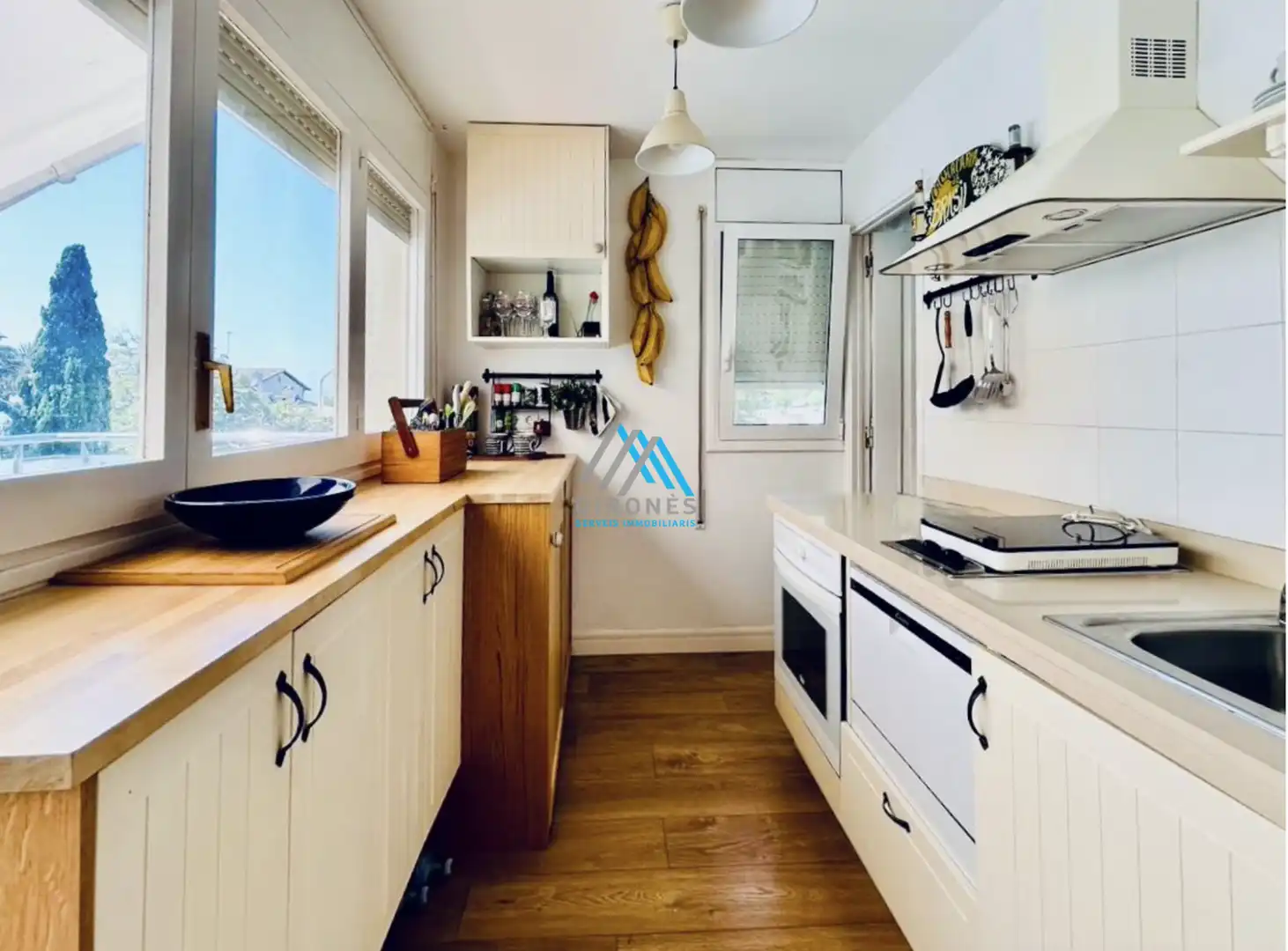 Cuina de Apartament de lloguer en Santa Cristina d'Aro amb Parquet i Terrassa