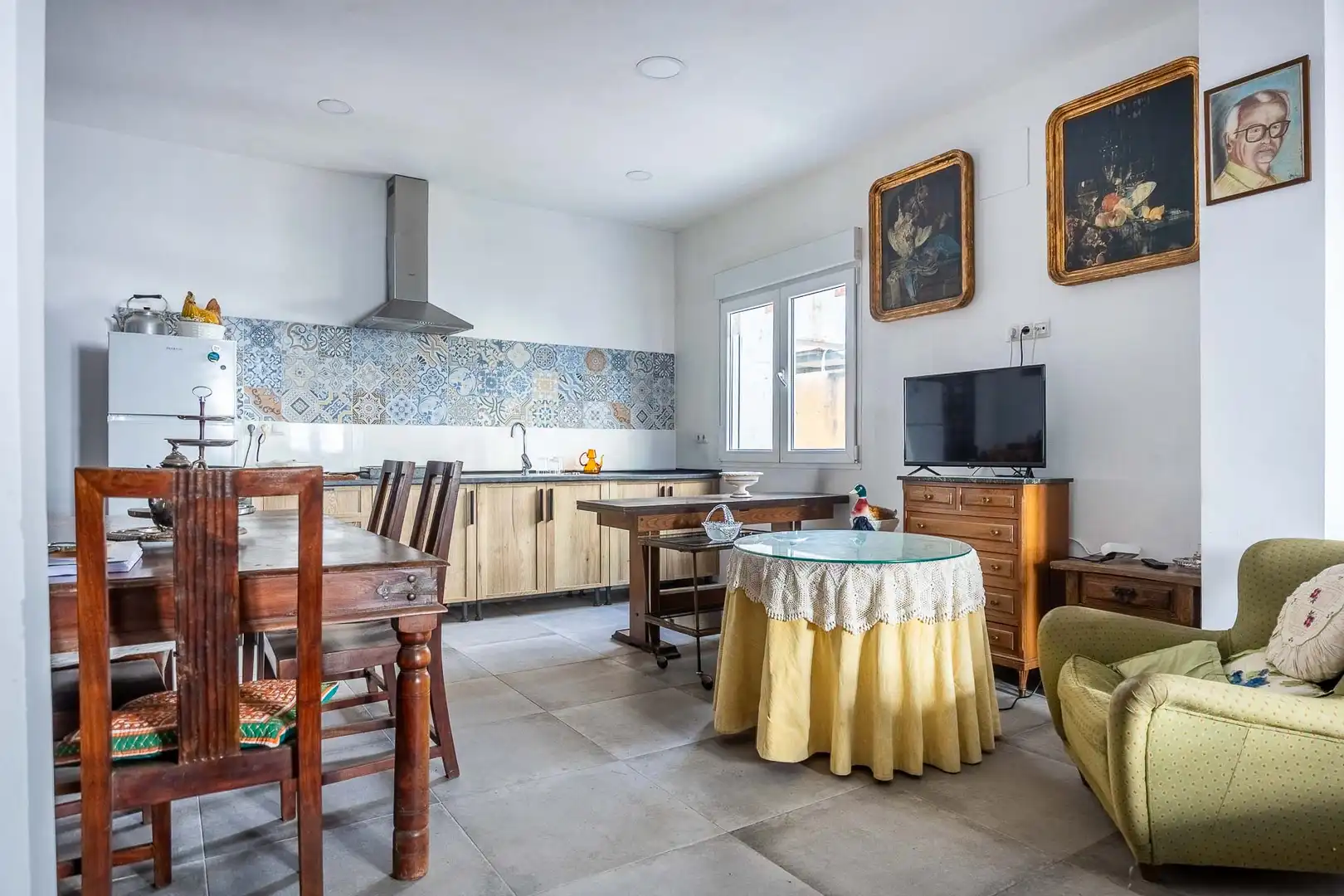 Kitchen of Detached homes for sale in Villanueva del Ariscal  with Storage room