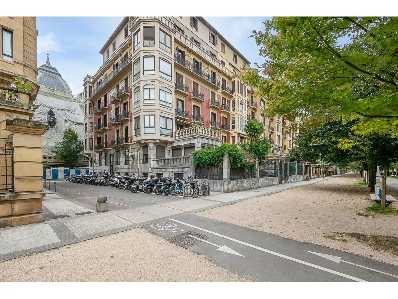 Vista exterior de Piso en venta en Donostia - San Sebastián  con Calefacción, Terraza y Trastero