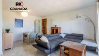 Living room of Flat for sale in  Granada Capital  with Air Conditioner, Terrace and Swimming Pool