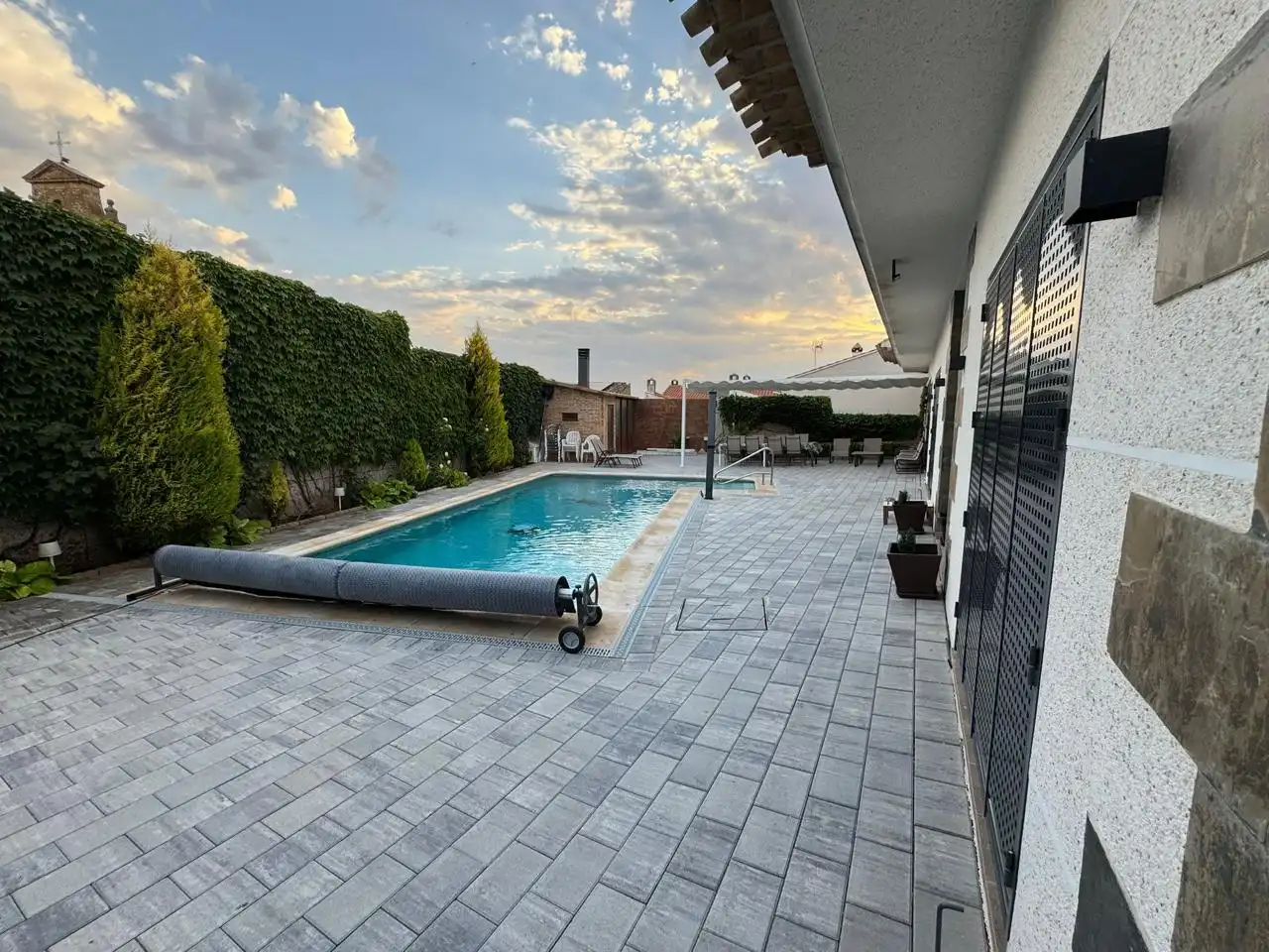 Swimming pool of Houses for sale in Hontecillas  with Air Conditioner, Private garden and Terrace