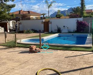 Piscina de Casa o xalet en venda en Alicante / Alacant amb Calefacció, Jardí privat i Terrassa