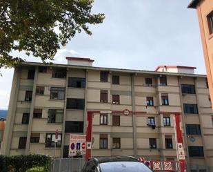 Vista exterior de Pis en venda en Bilbao  amb Moblat, Forn i Balcó