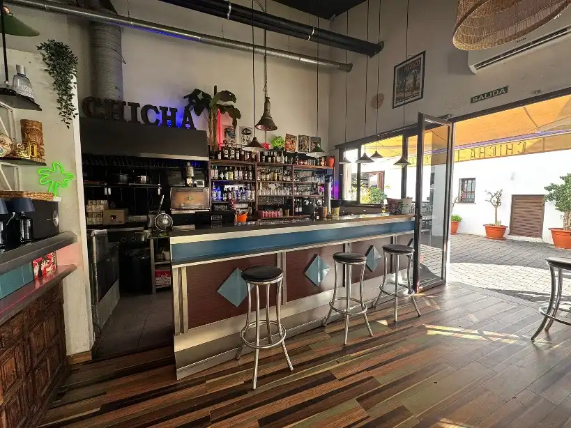 Local de alquiler en Frigiliana con Aire acondicionado, Calefacción y Terraza