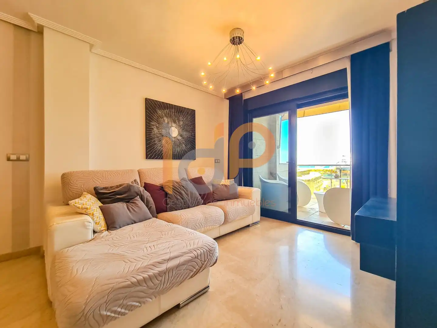 Piso con terraza en venta en Centro, imagen 2