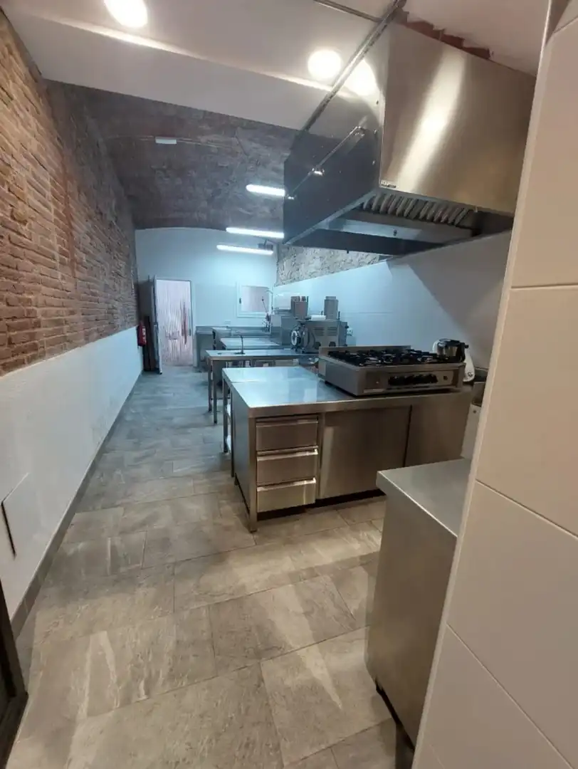 Local comercial de lloguer a Calella, imagen 6