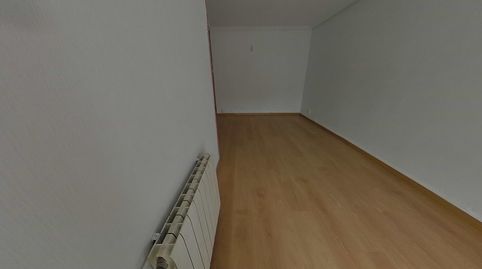 Foto 2 de Piso en venta en C/ Pedroñeras, Canillas, Madrid Capital