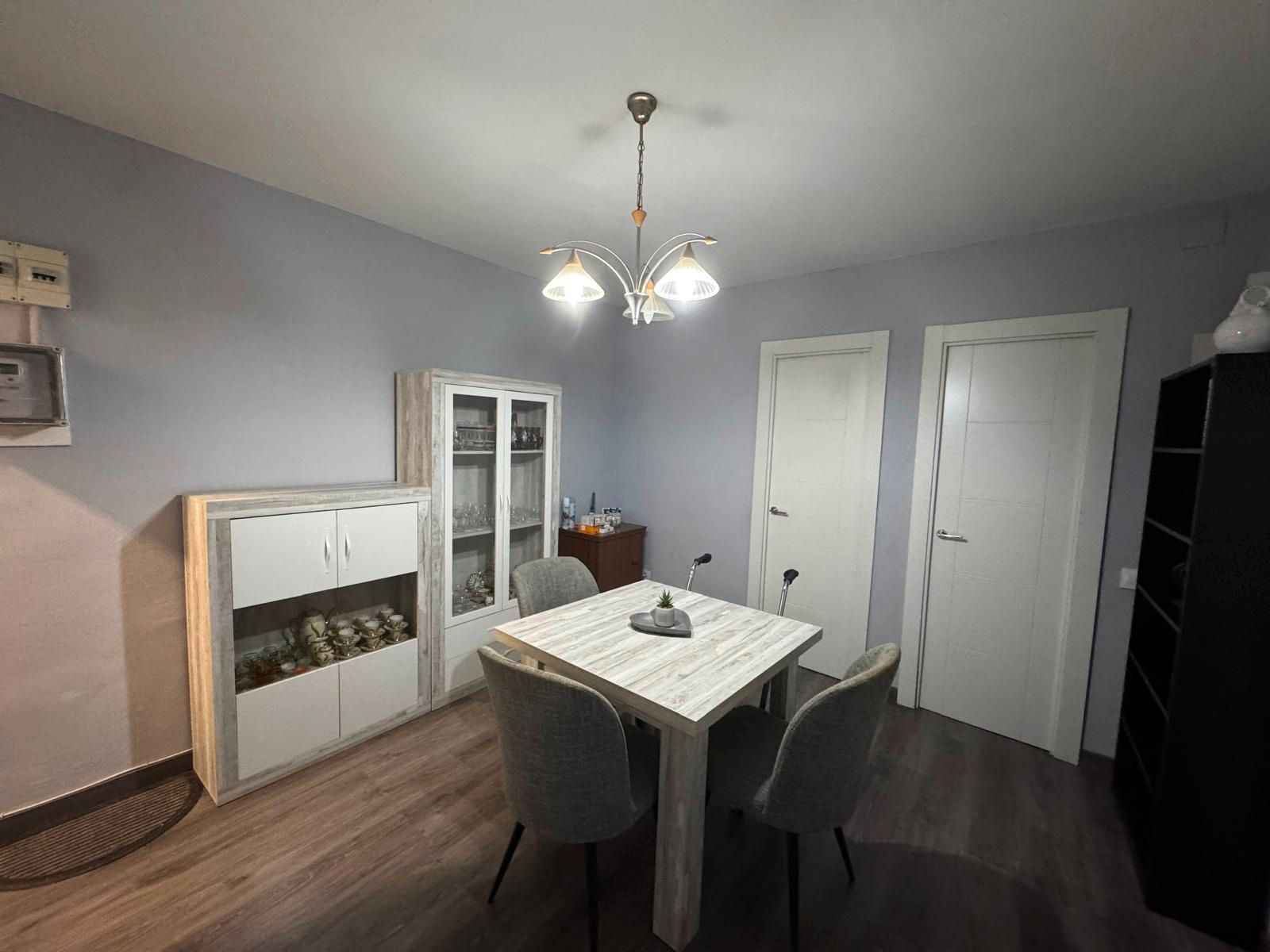 Dining room of Flat for sale in Badalona  with Air Conditioner, Parquet flooring and Storage room