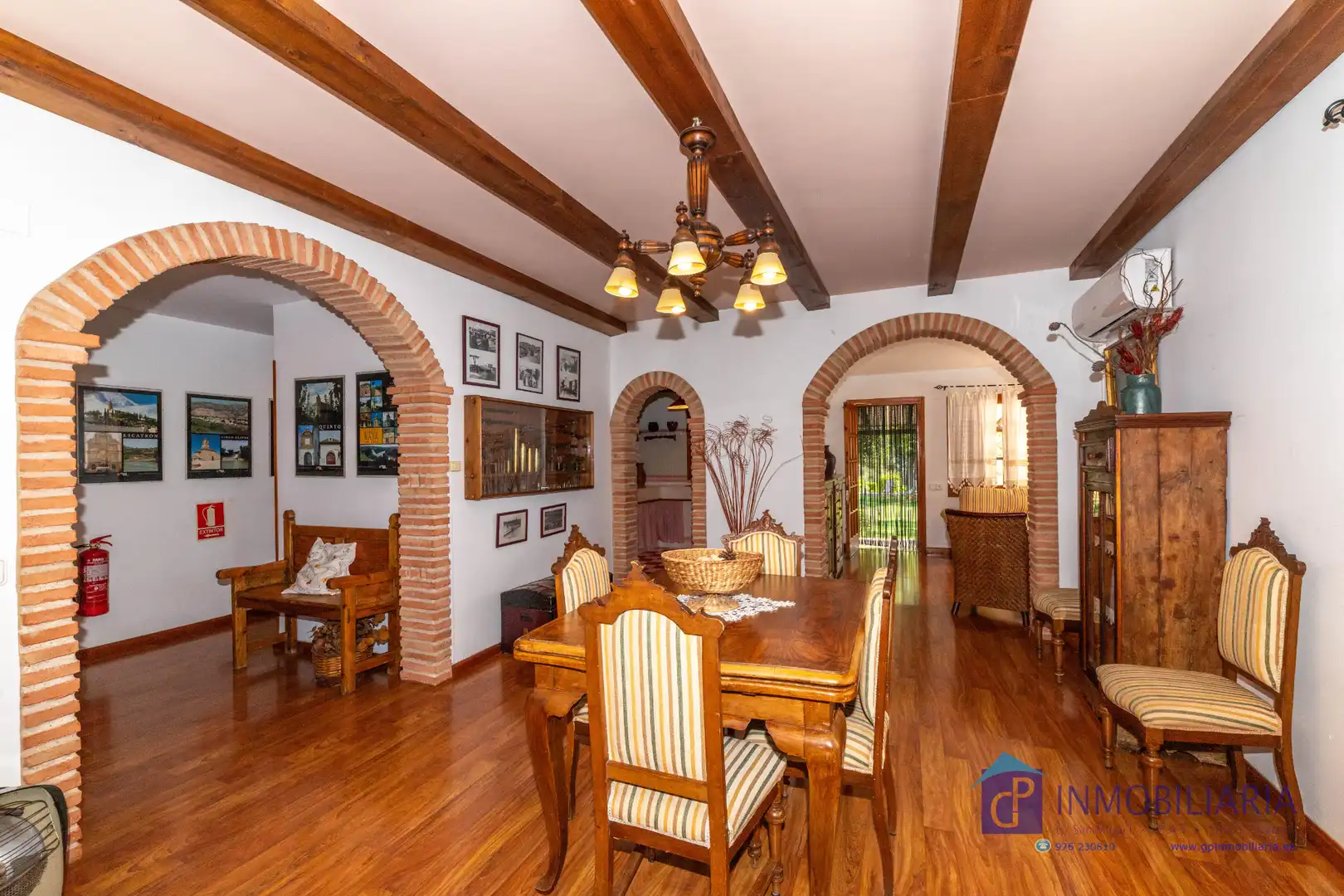 Comedor de Casa o chalet en venta en Quinto con Aire acondicionado, Calefacción y Jardín privado