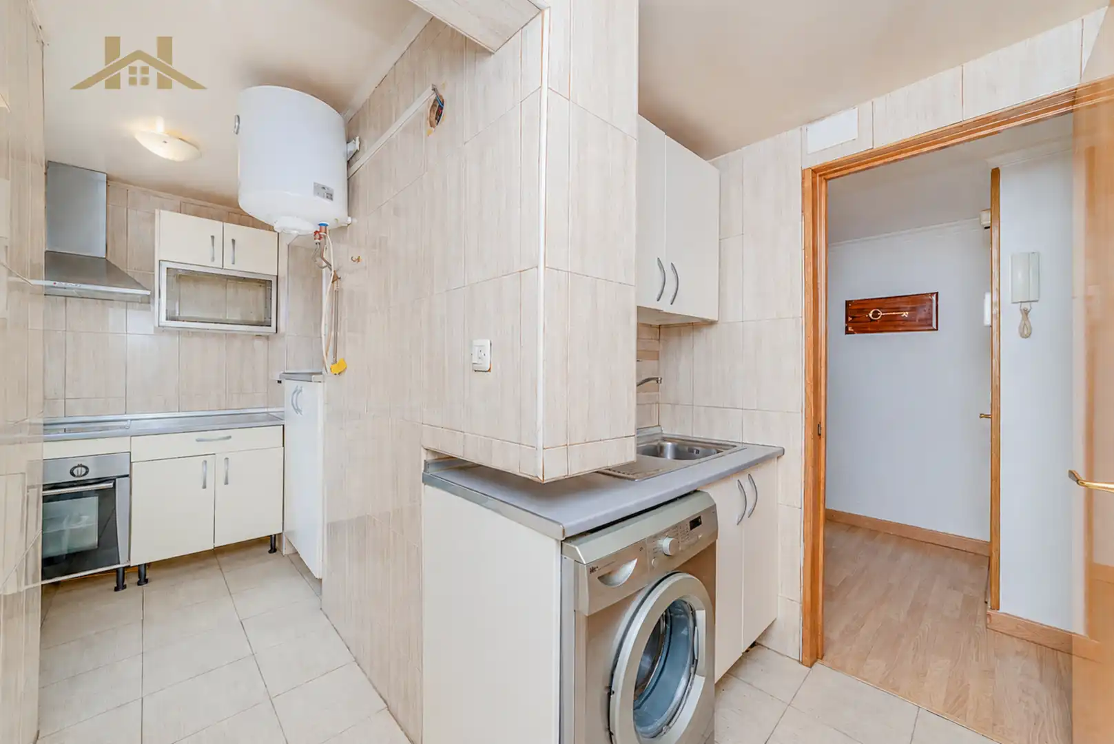 Kitchen of Flat for sale in Aranjuez  with Washing machine