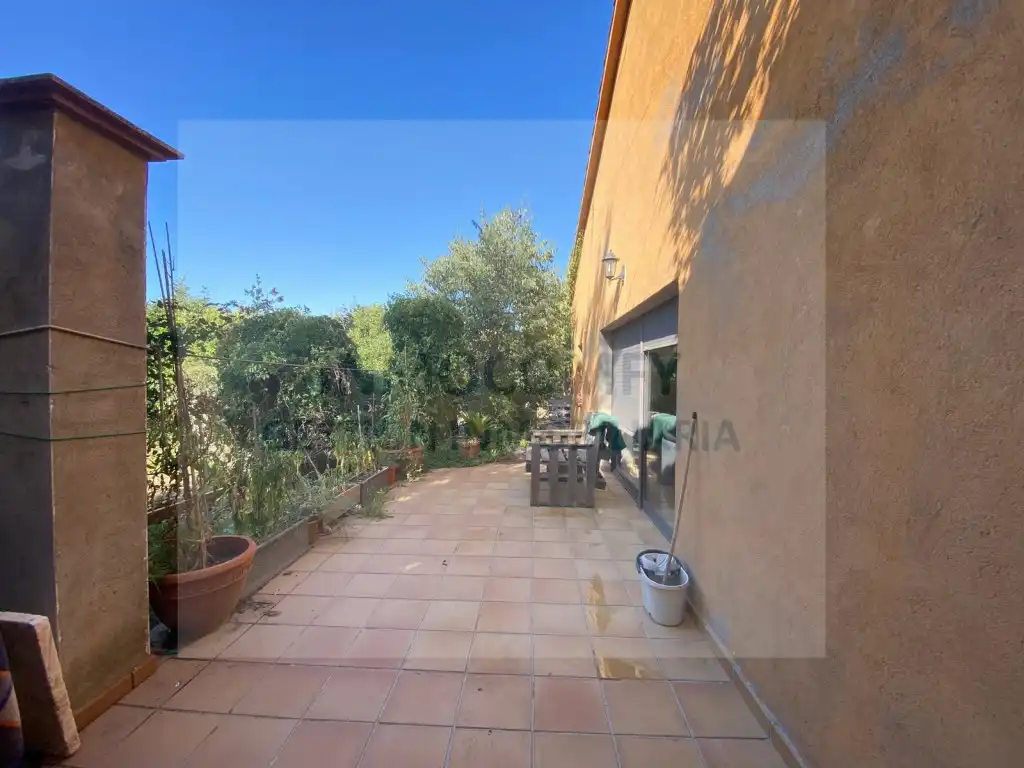 Country house for sale in Calle Salellas