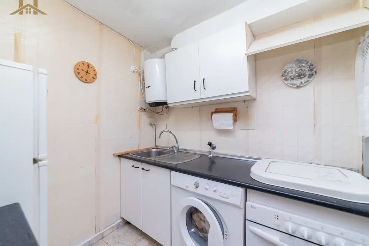 Cuina de Casa o xalet en venda en Santa María de la Alameda amb Traster