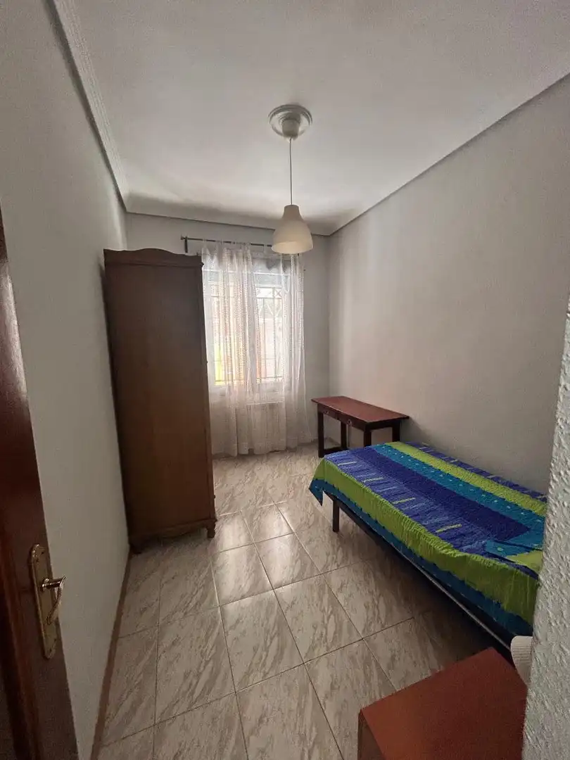 Habitación de Planta baja en venta en Valladolid