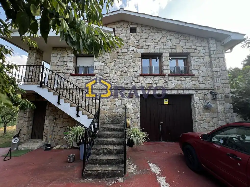 Chalet con terraza en venta en Valle de Tobalina, imagen 3