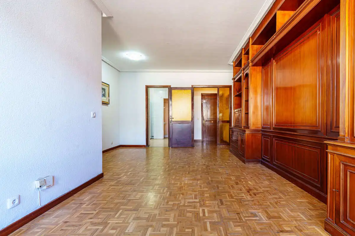Wohnzimmer von Wohnung zum Verkauf in Madrid mit Heizung, Terrasse und Ofen