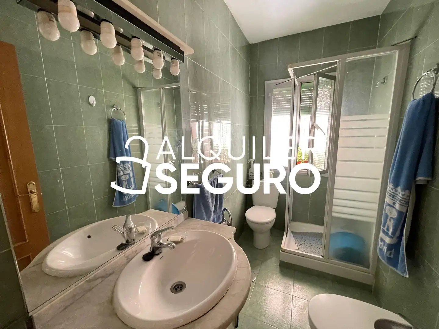 Baño de Piso de alquiler en Madrid con Aire acondicionado, Calefacción y Terraza