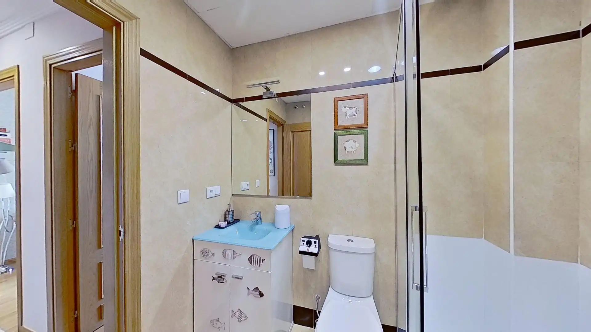 Badezimmer von Wohnung zur Miete in Granada mit Klimaanlage, Heizung und Möbliert