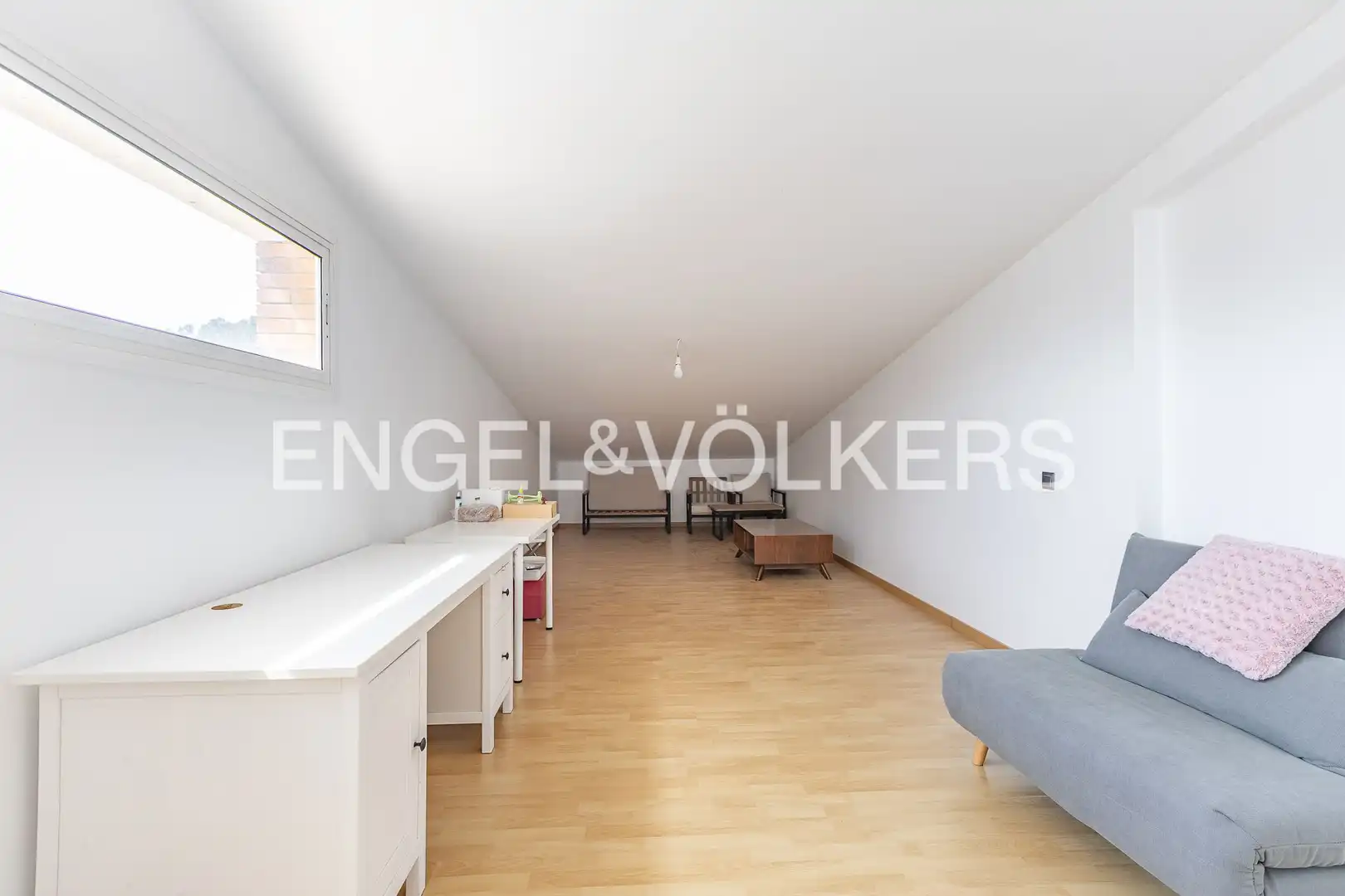 Sala de estar de Casa o chalet en venta en Vallirana con Aire acondicionado, Calefacción y Terraza