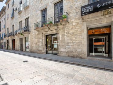 Pis amb ascensor en venda a Centre - Barri Vell