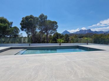 Detached house with pool for sale in El Tossal - Bello Horizonte