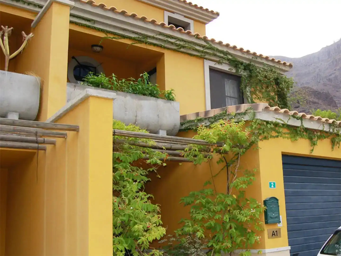 Vista exterior de Casa o xalet en venda en Mogán amb Balcó