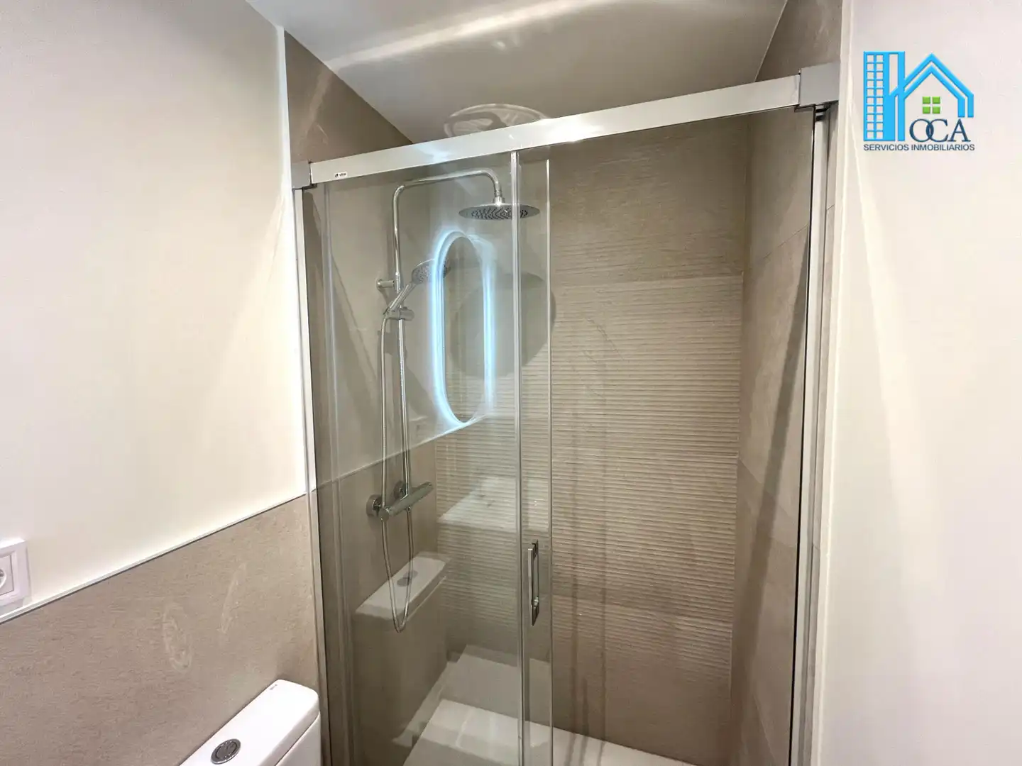 Baño de Piso en venta en Madrid con Aire acondicionado, Calefacción y Terraza