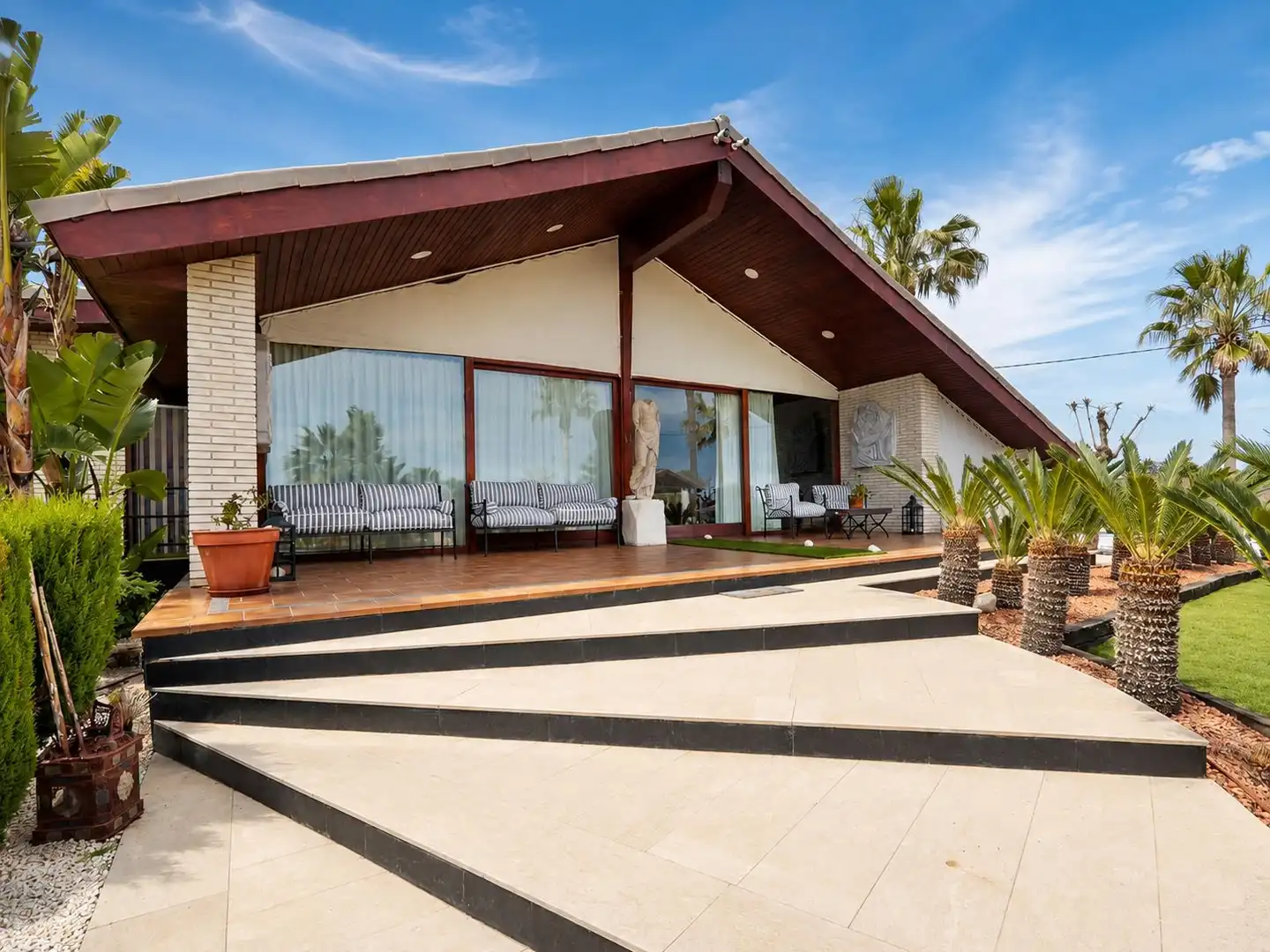 Exterior view of Houses for sale in L'Ampolla