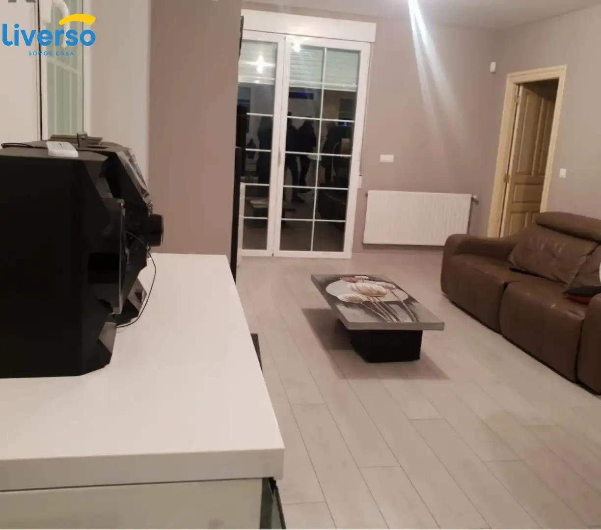 Sala de estar de Casa o chalet en venta en Castrillo del Val con Calefacción, Parquet y Terraza